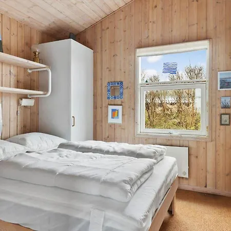 Tv1581-bindslev-nordlysvej-14 *